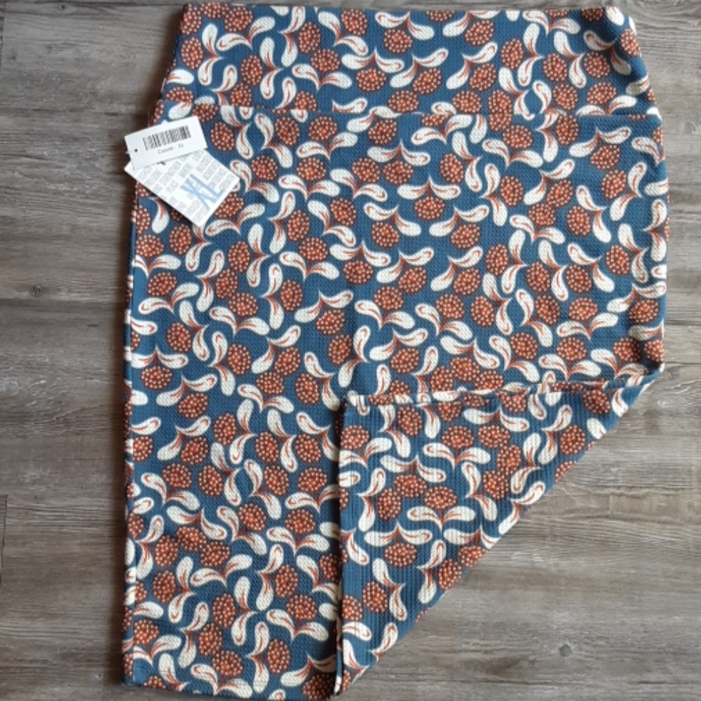 Lularoe Cassie XL